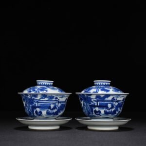 Qing Dynasty Qianlong blue and white baby-playing covered bowl