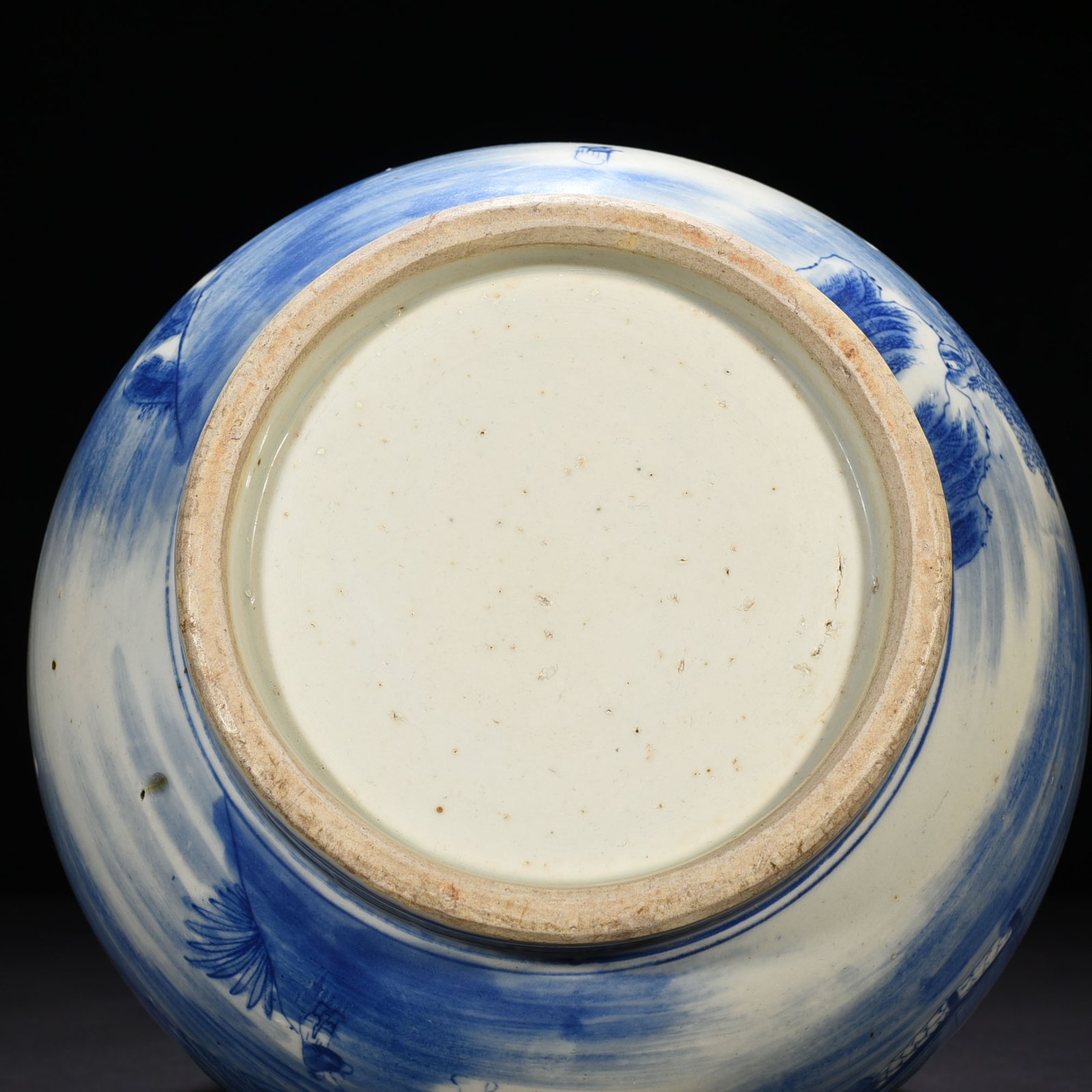 Qing Dynasty Qianlong blue and white landscape ear-shaped statue