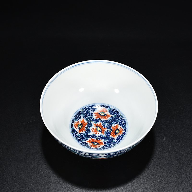 Qing Dynasty Qianlong blue and white doucai bowl