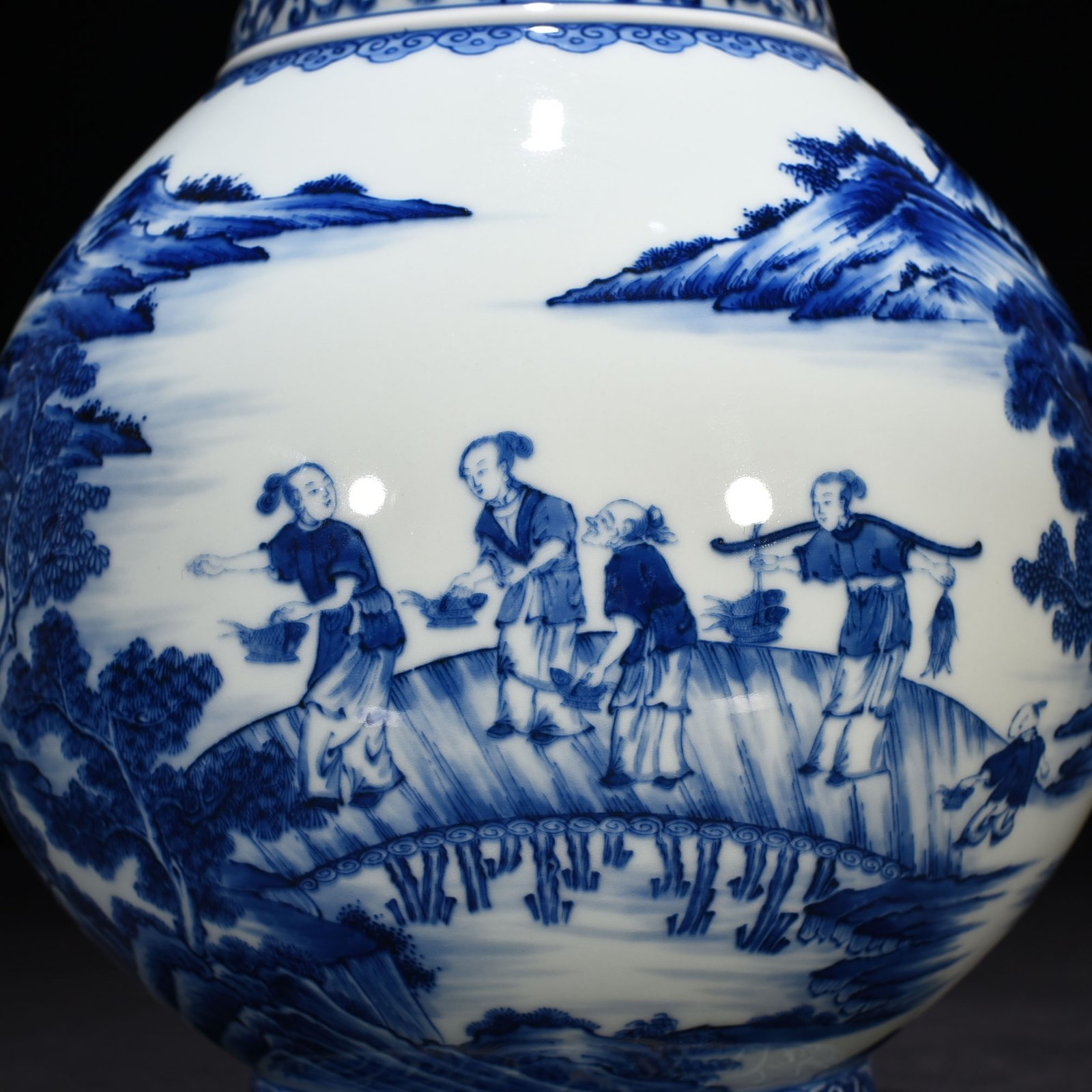 Qing Dynasty Qianlong blue and white fisherman’s figure amphora