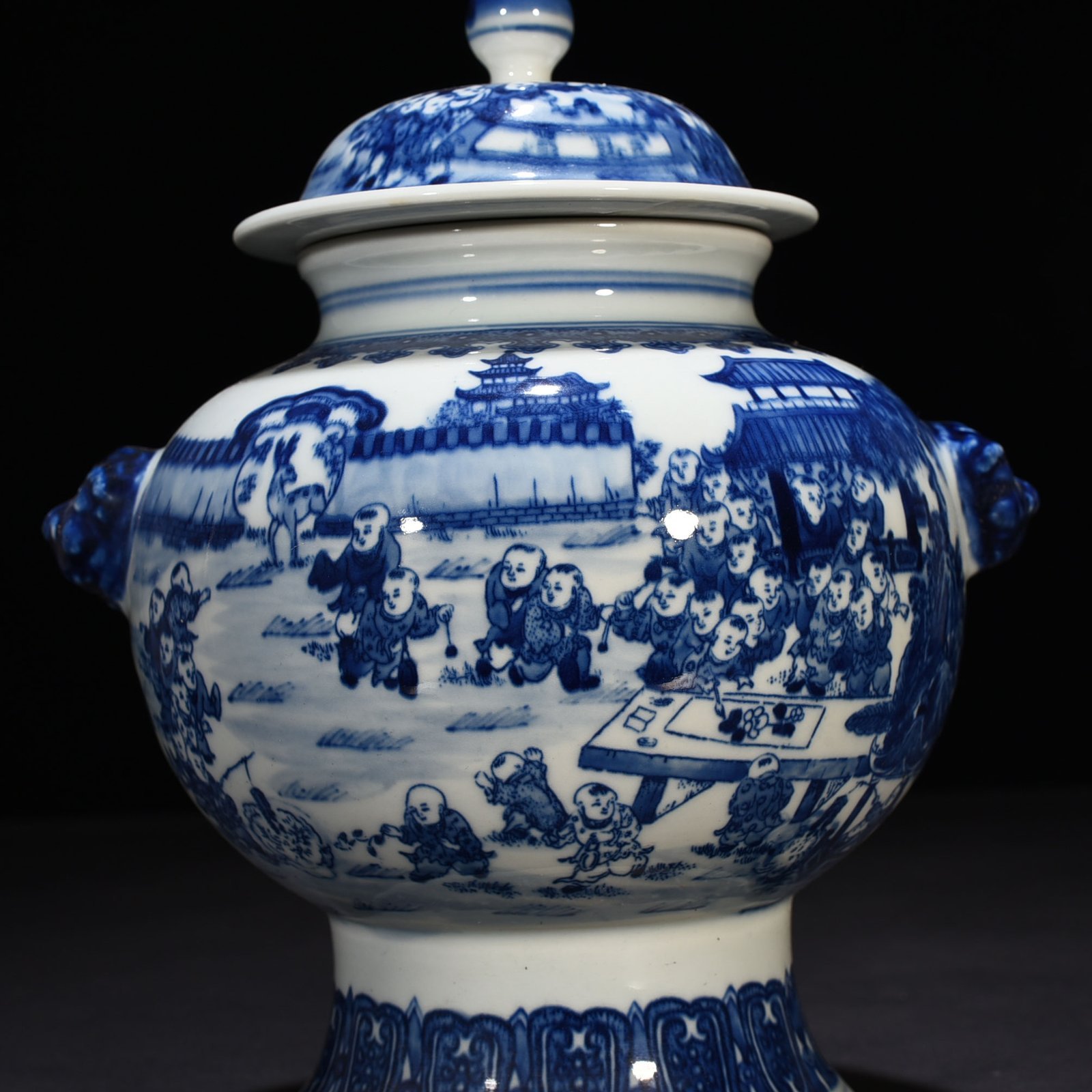 Qing Dynasty Qianlong Blue and White Hundred Sons Playing with Spring Infants General Jar