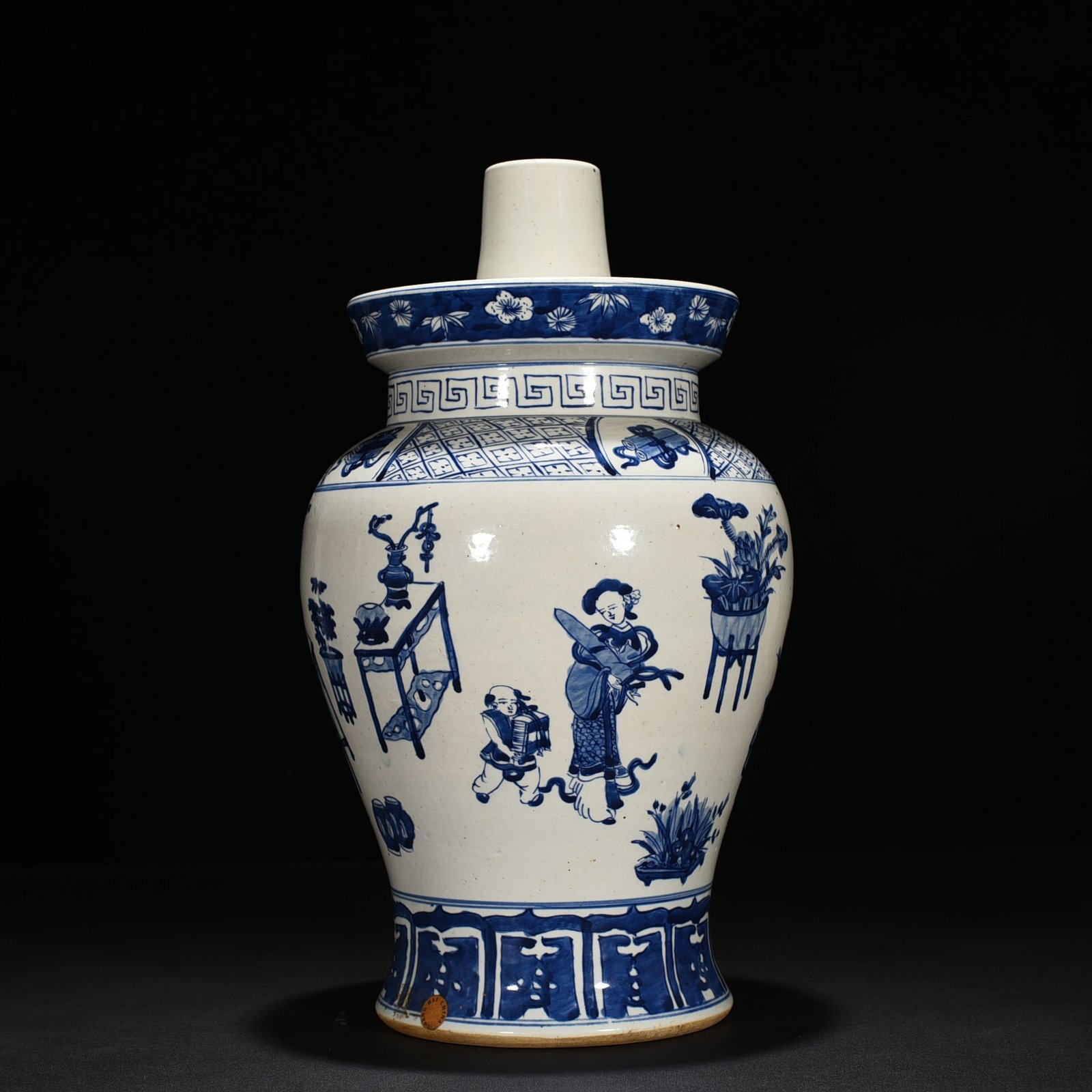 Qing Dynasty Qianlong blue and white beauty candlestick with figure pattern