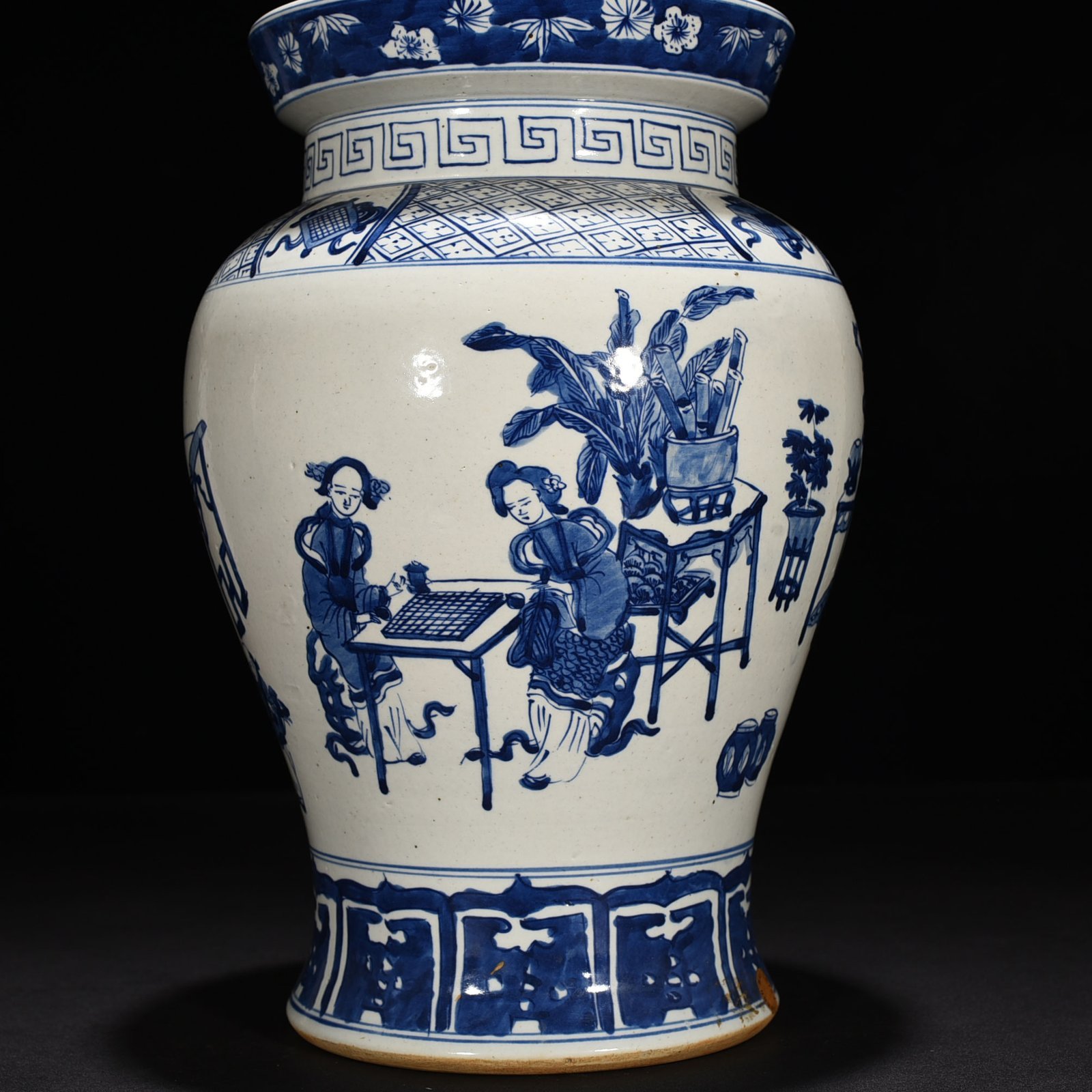 Qing Dynasty Qianlong blue and white beauty candlestick with figure pattern