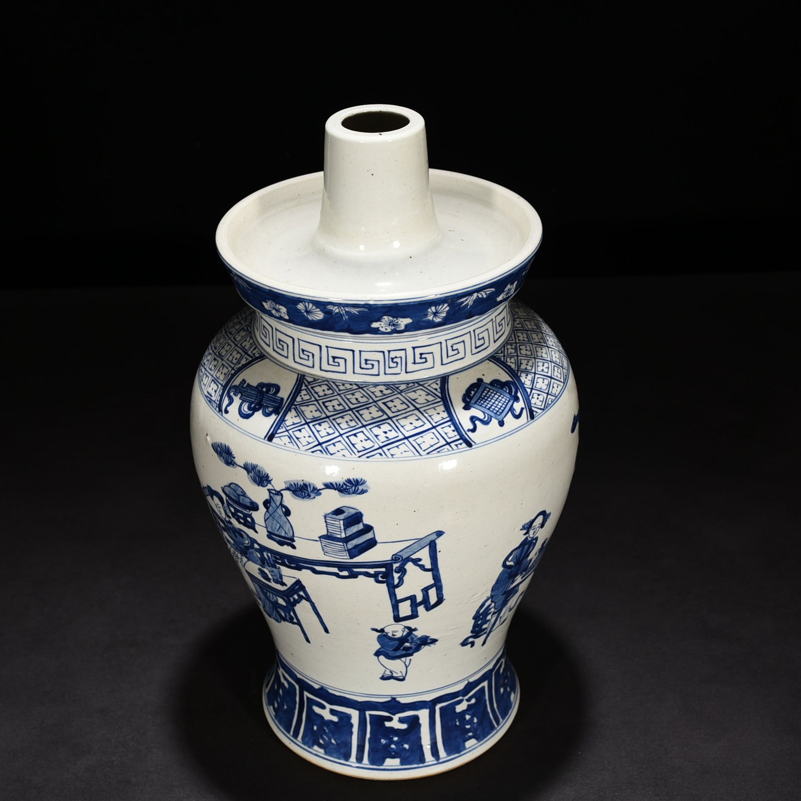Qing Dynasty Qianlong blue and white beauty candlestick with figure pattern