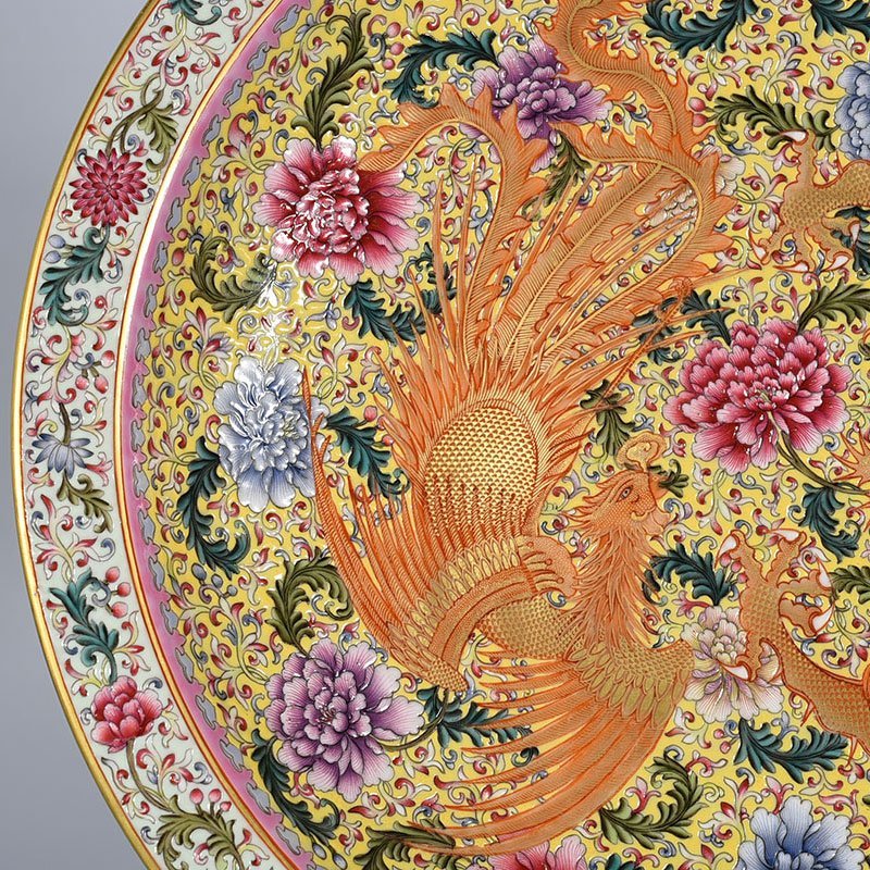 Qing Dynasty Qianlong yellow ground enamel plate