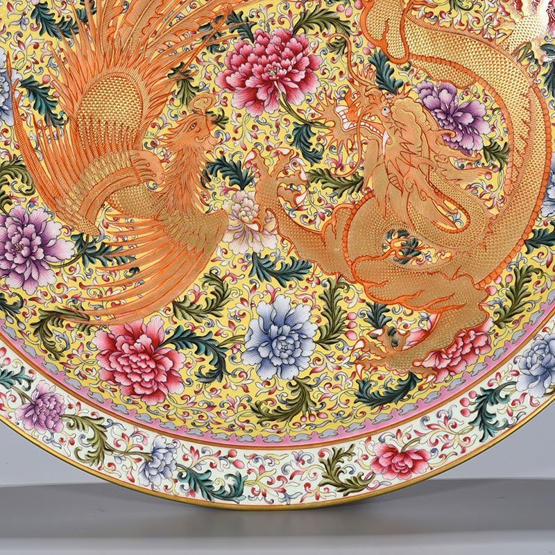 Qing Dynasty Qianlong yellow ground enamel plate