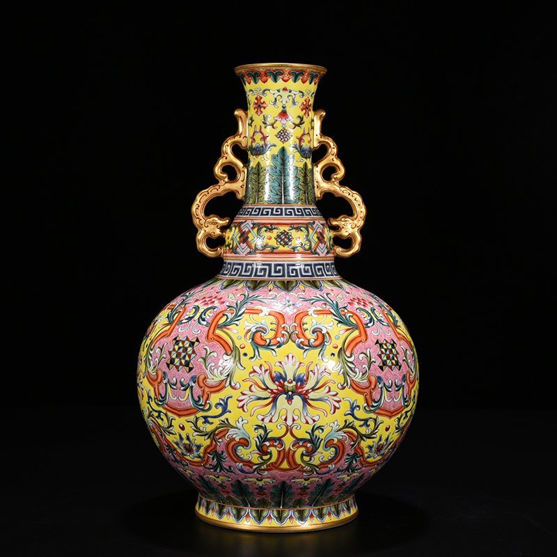 Qing Dynasty Qianlong yellow ground enamel flower pattern amphora