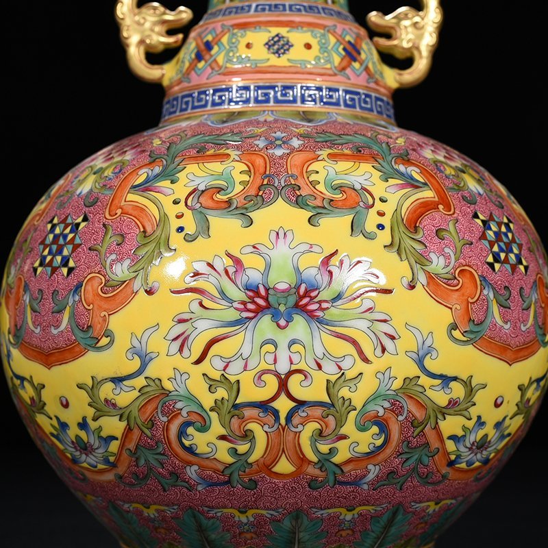 Qing Dynasty Qianlong yellow ground enamel flower pattern chilong amphora