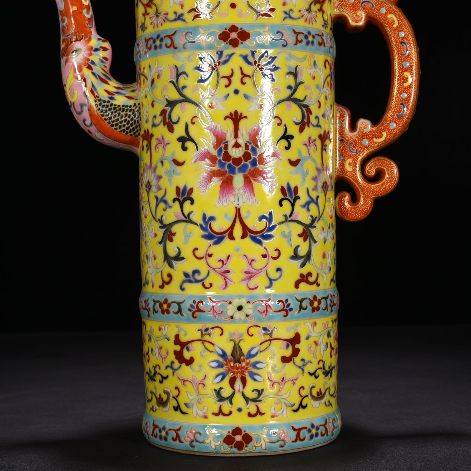 Qing Dynasty Qianlong yellow ground enamel flower dragon and phoenix multi-mu pot