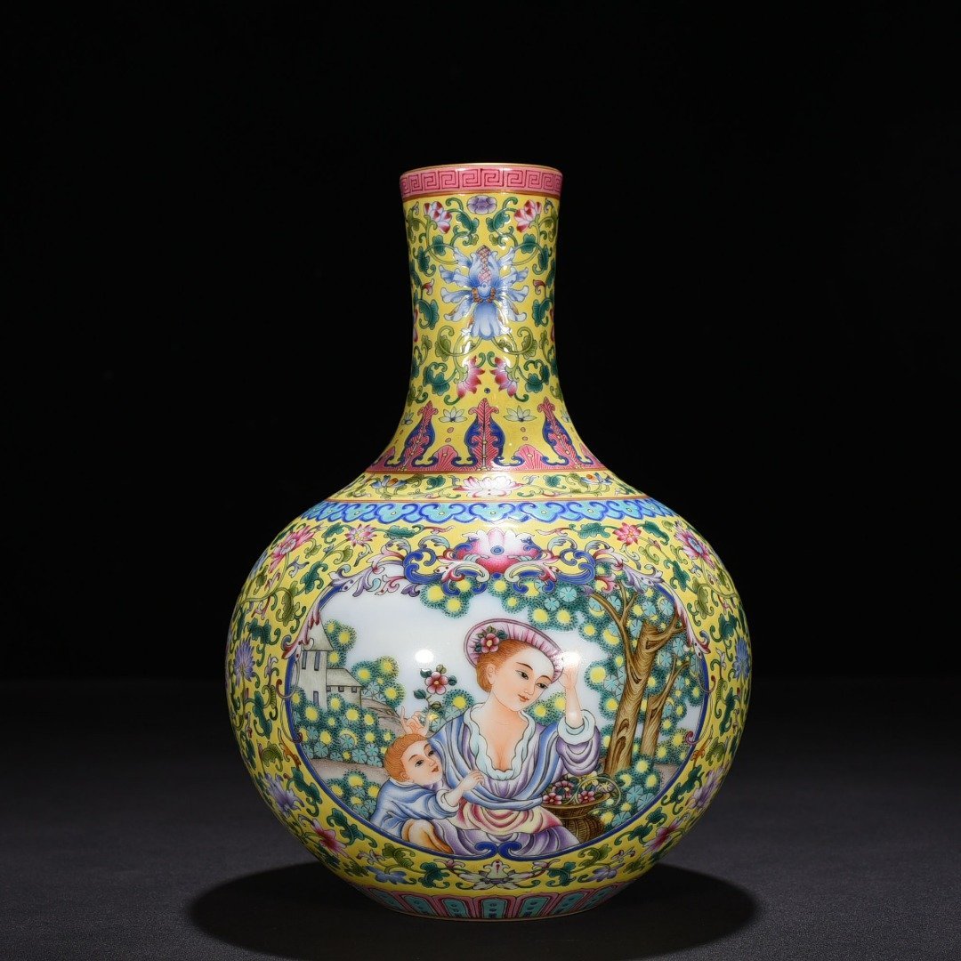 Qing Dynasty Qianlong yellow ground enamel celestial sphere vase