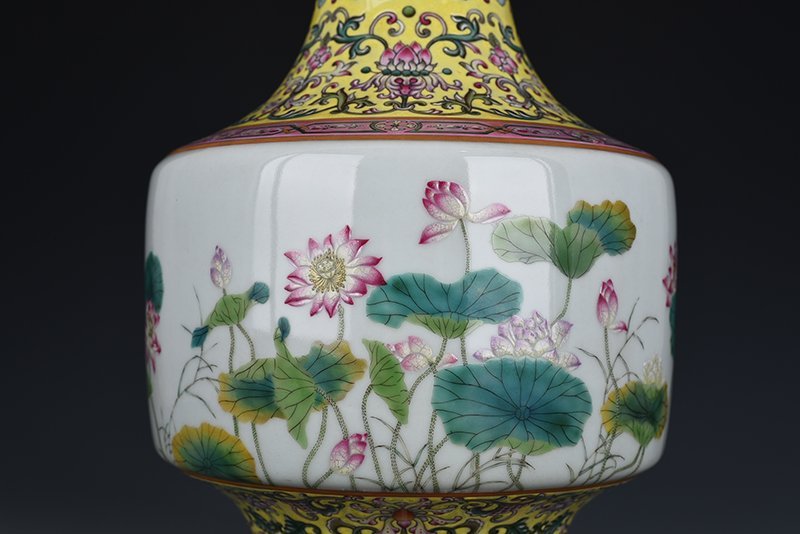 Qing Dynasty Qianlong yellow ground enamel amphora