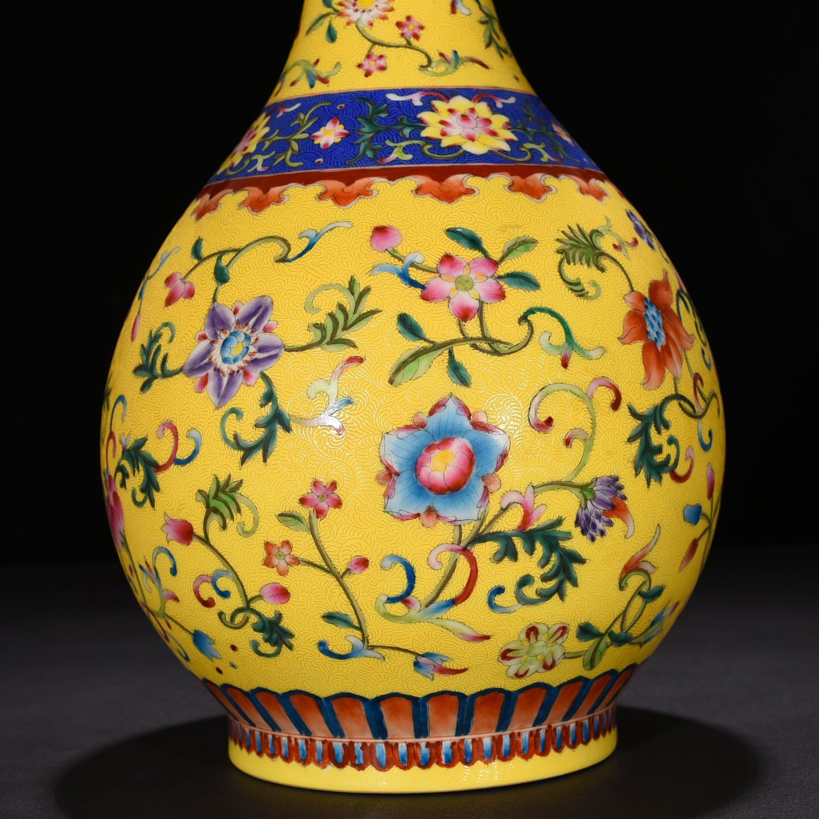 Qing Dynasty Qianlong yellow ground jade pot with floral pattern and spring vase