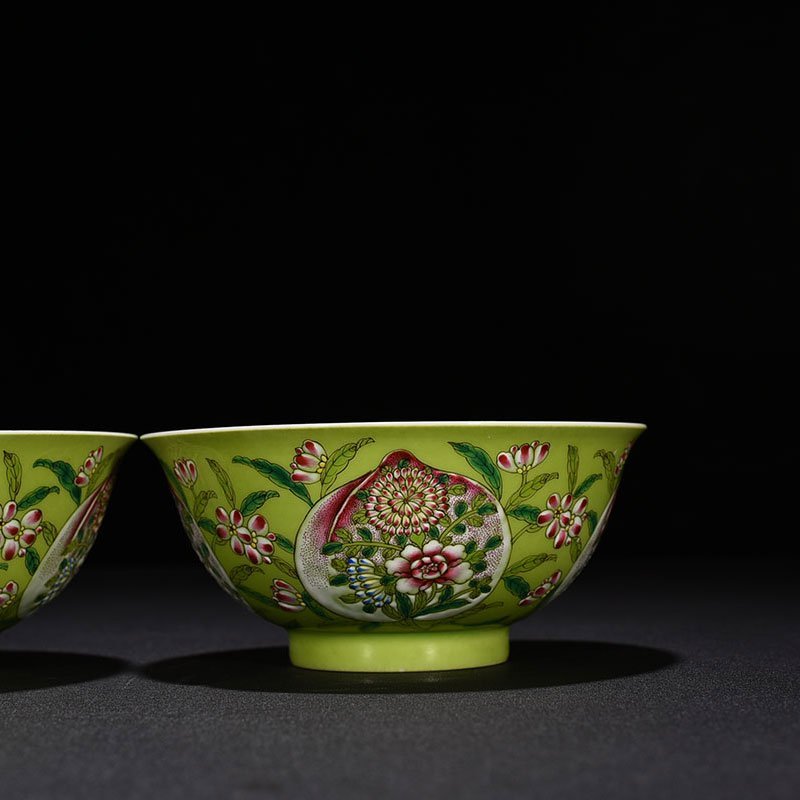 Qing Dynasty Emperor Kangxi imperial green land blessing and longevity flower pattern bowl