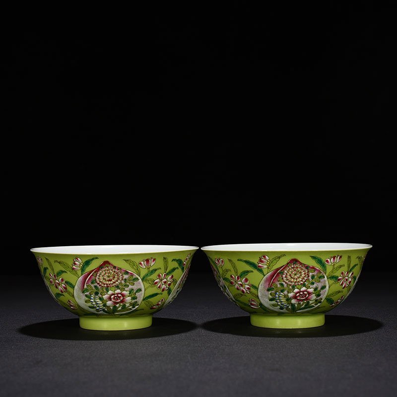 Qing Dynasty Emperor Kangxi imperial green land blessing and longevity flower pattern bowl