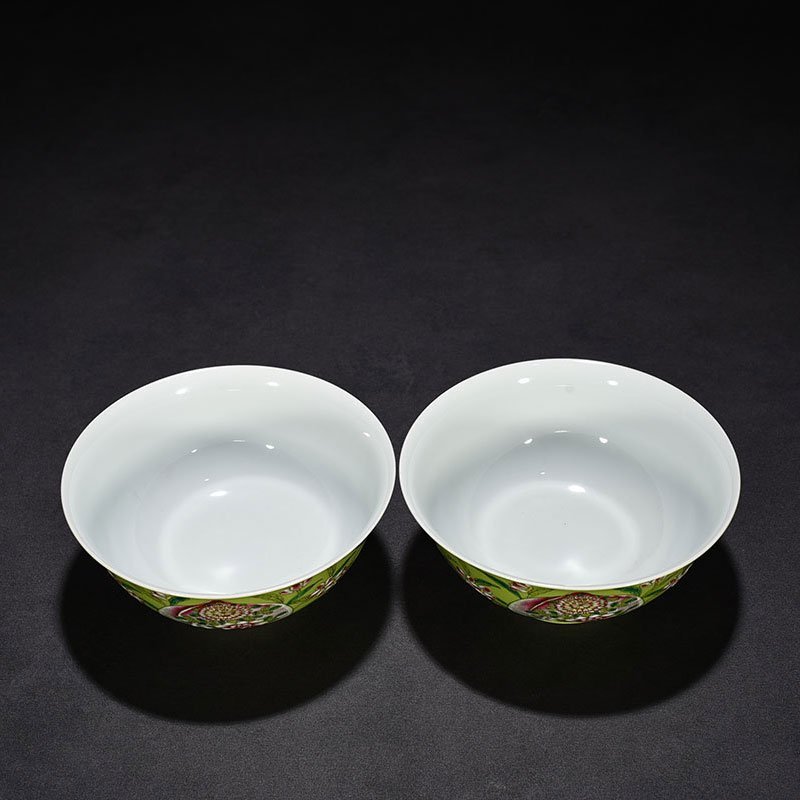 Qing Dynasty Emperor Kangxi imperial green land blessing and longevity flower pattern bowl