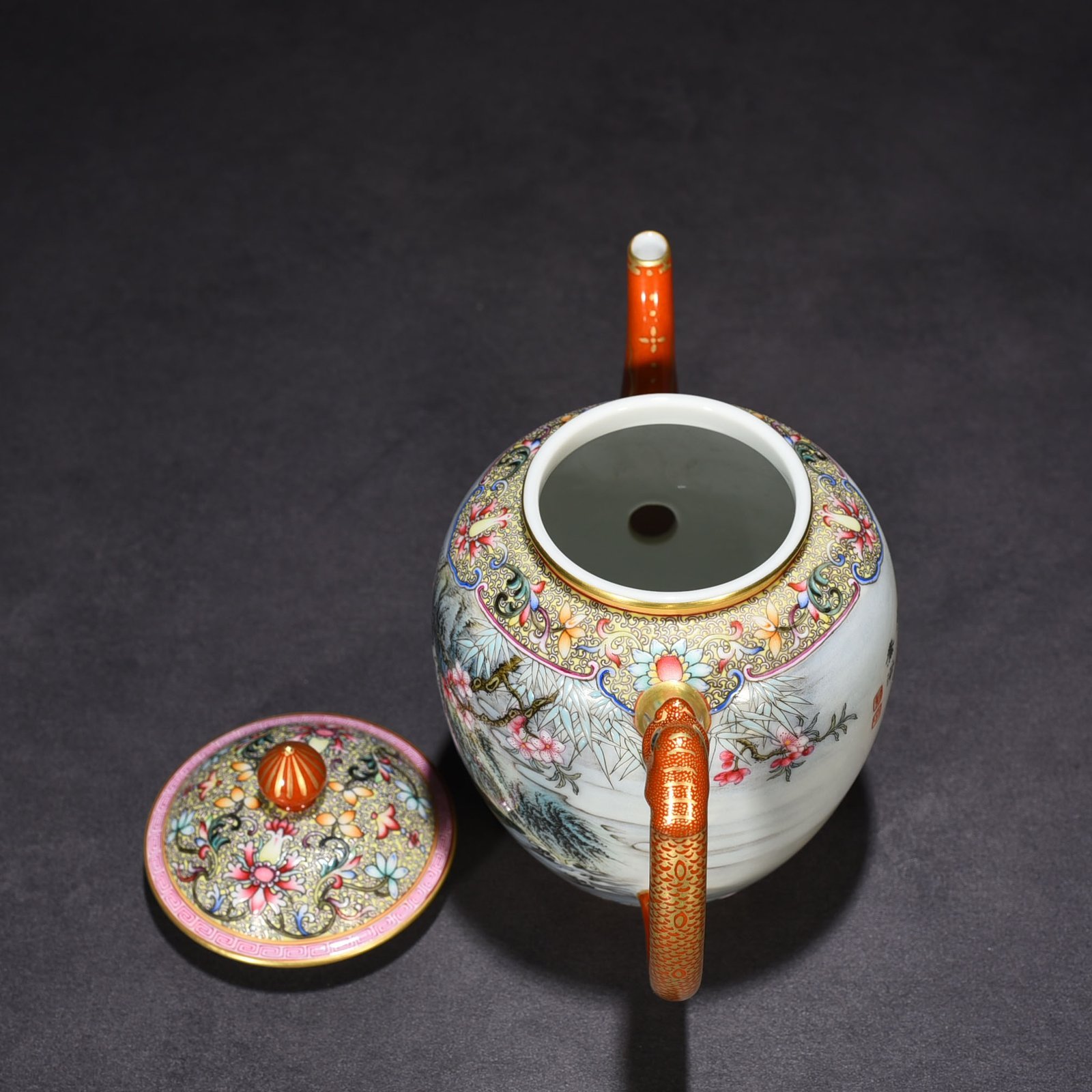 Qing Dynasty Yongzheng Gu Yuexuan enamel colorful lotus pond pot with mandarin duck pattern