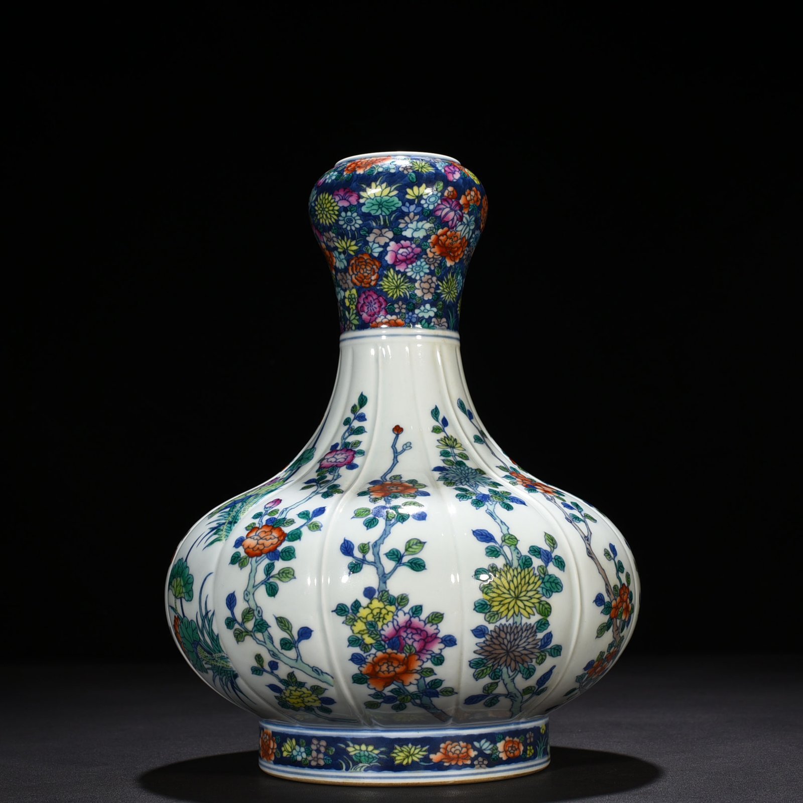 Qing Dynasty Yongzheng Doucai Twelve Flower Gods Garlic Vase
