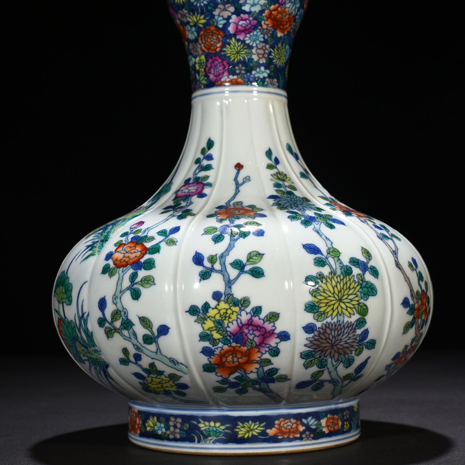 Qing Dynasty Yongzheng Doucai Twelve Flower Gods Garlic Vase