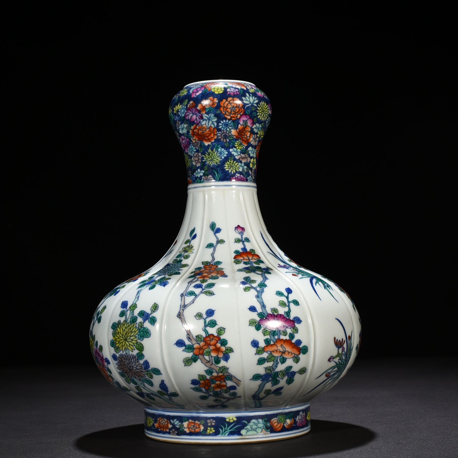 Qing Dynasty Yongzheng Doucai Twelve Flower Gods Garlic Vase