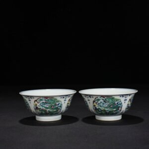 Qing Dynasty Yongzheng Doucai Tuanlong Pattern Bowl