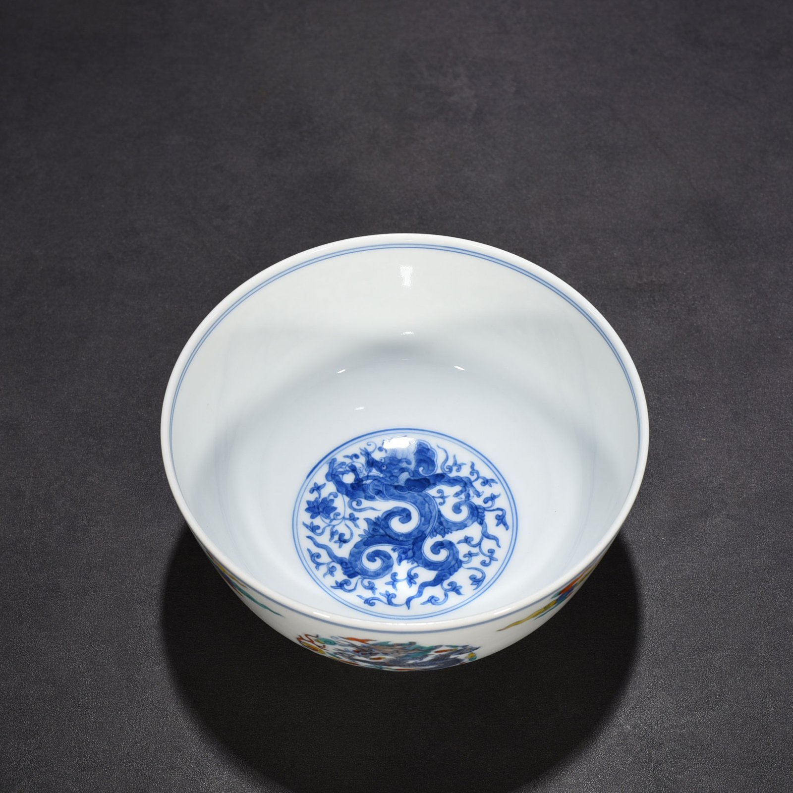 Qing Dyansty Yongzheng Doucai Tuanlong Pattern Arhat Bowl