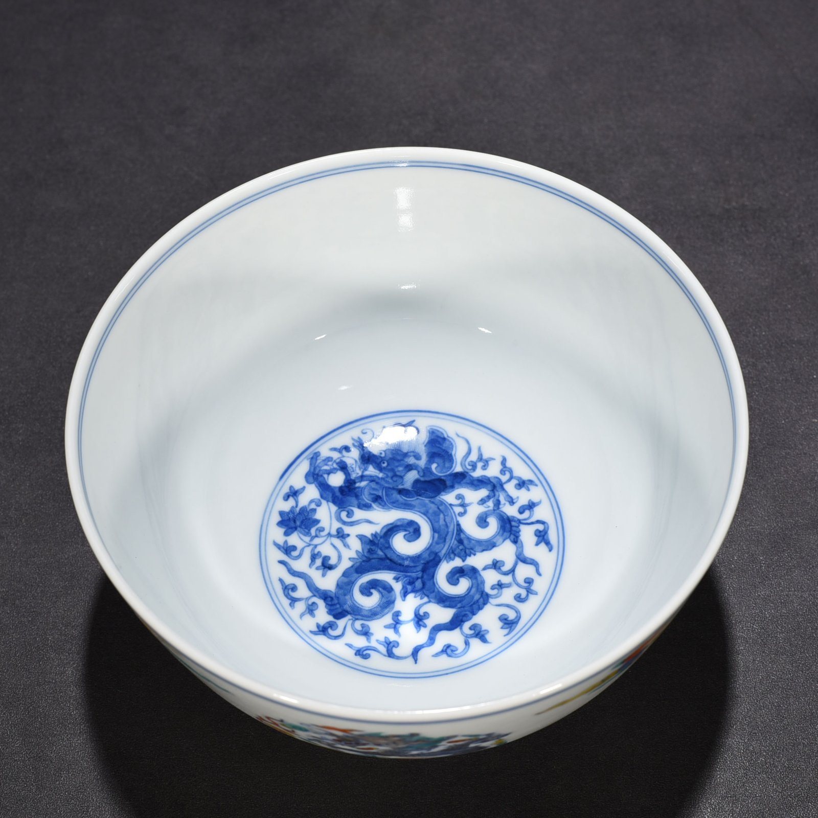 Qing Dyansty Yongzheng Doucai Tuanlong Pattern Arhat Bowl