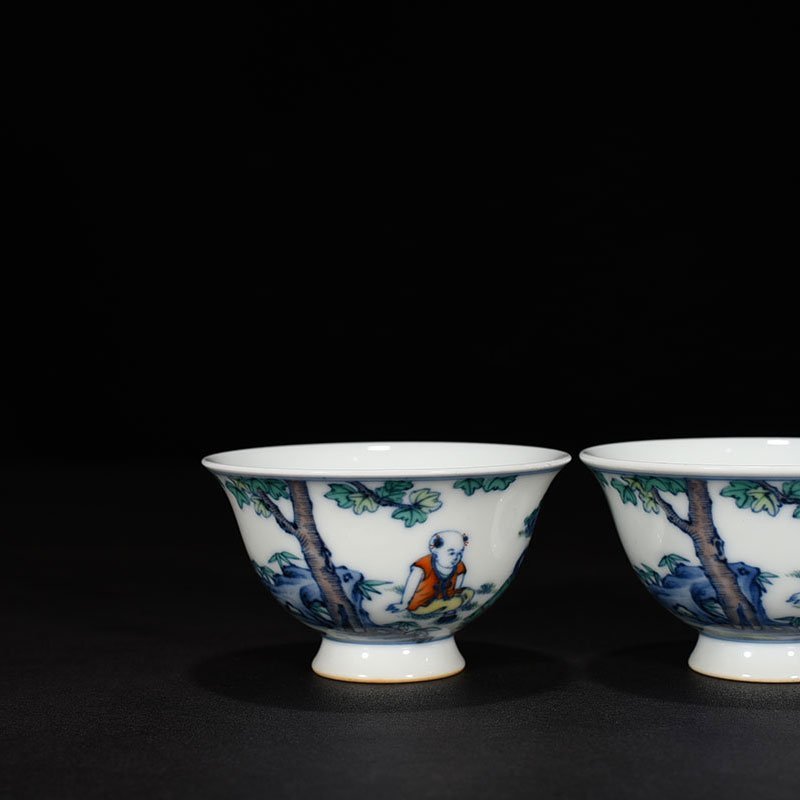 Qing Dynasty Yongzheng Doucai Baby Playing Cup