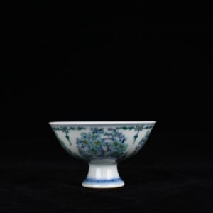 Qing Dynasty Yongzheng doucai plum pattern tall bowl