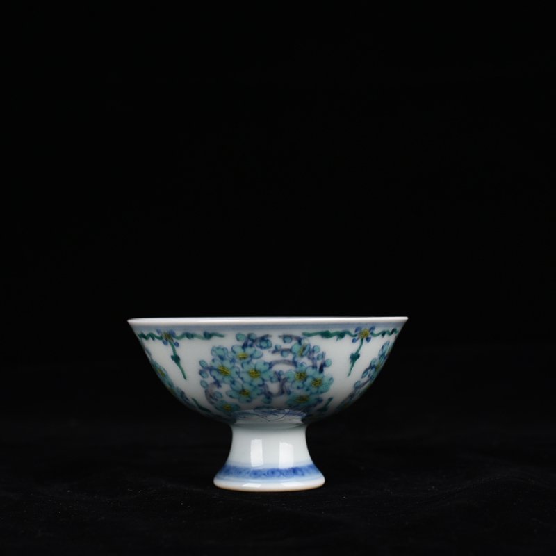 Qing Dynasty Yongzheng doucai plum pattern tall bowl