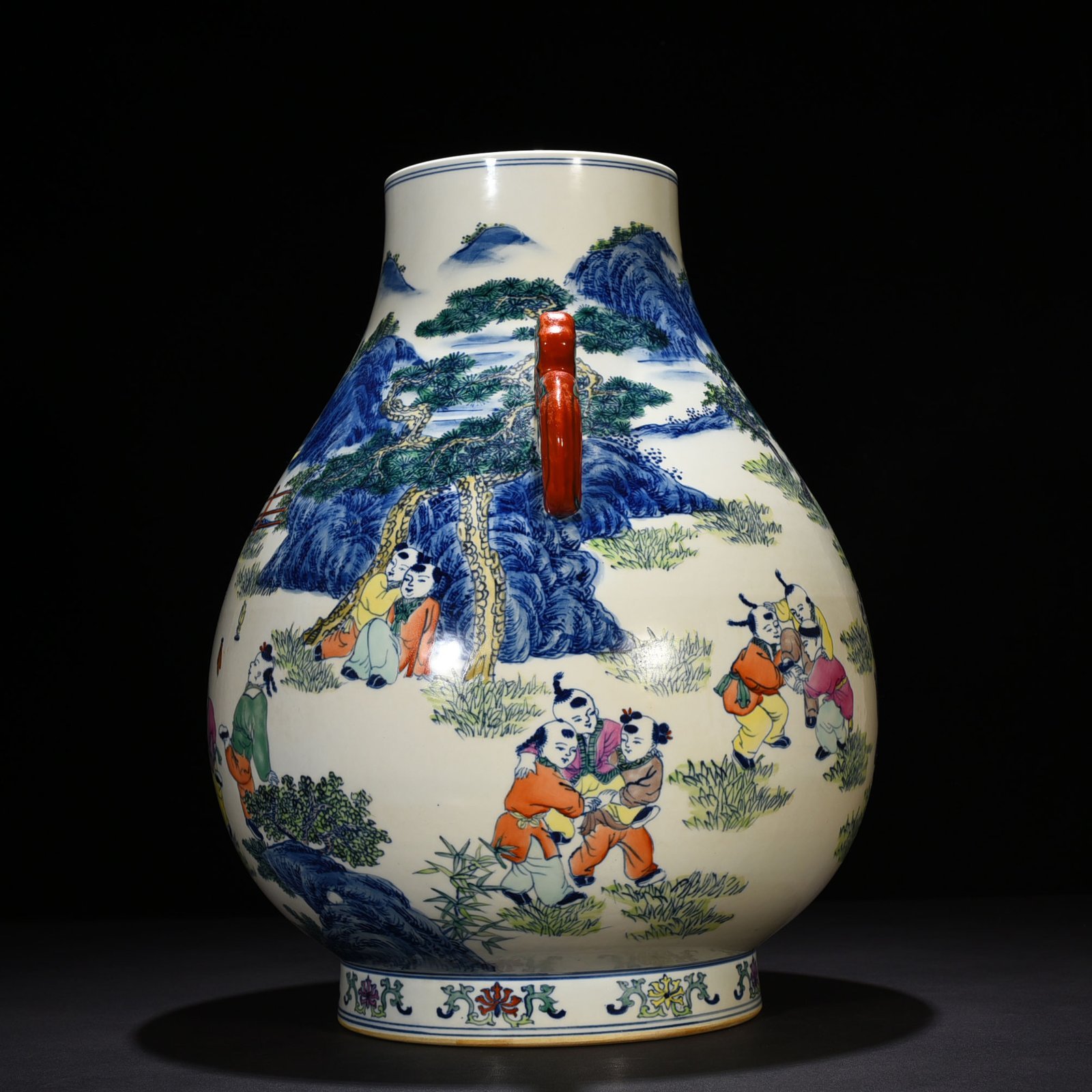 Qing Dynasty Yongzheng Doucai Hundred Sons Playing