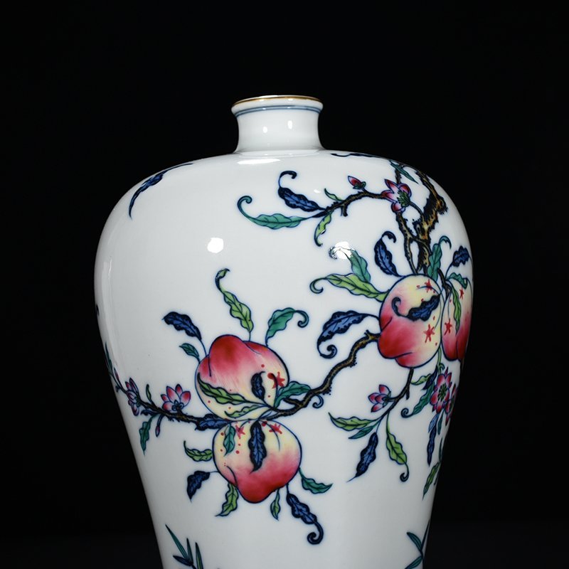 Qing Dynasty Yongzheng Doucai Fushou peach pattern plum vase
