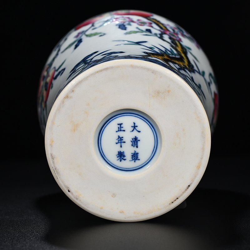 Qing Dynasty Yongzheng Doucai Fushou peach pattern plum vase