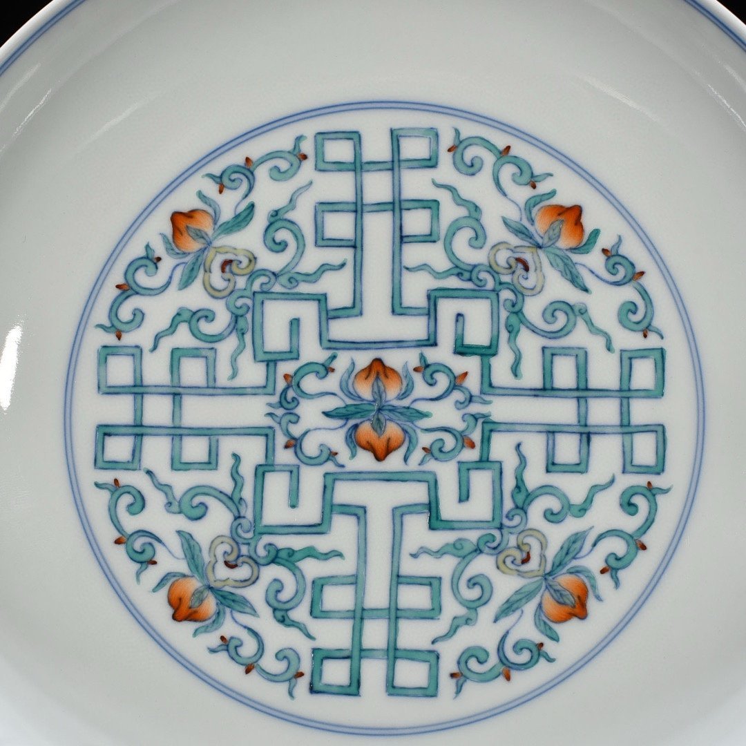 Qing Dynasty Yongzheng Doucai Fushou Long Dish