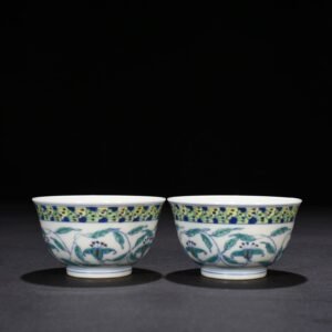 Qing Dynasty Yongzheng Doucai cup with branches and flowers pattern