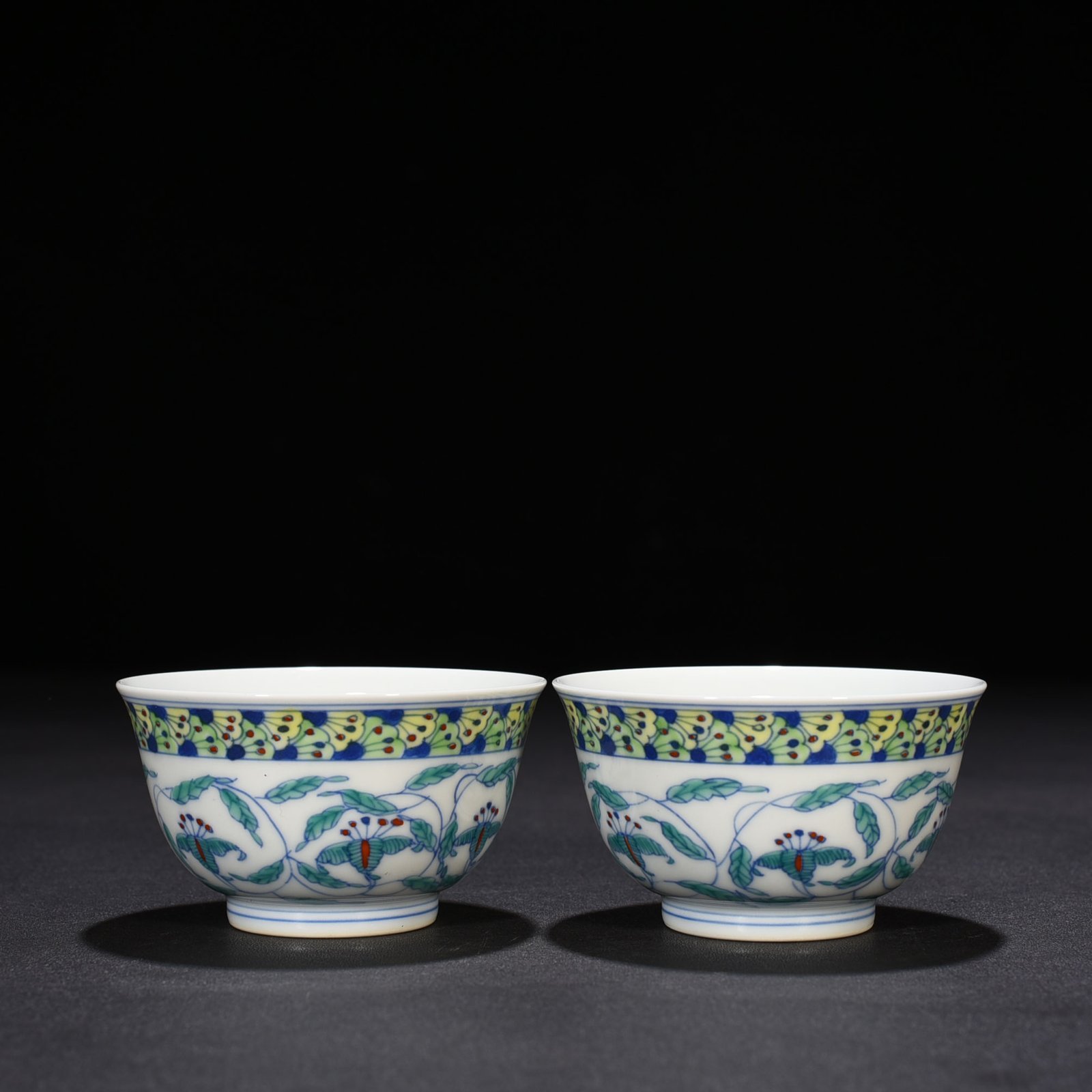 Qing Dynasty Yongzheng Doucai cup with branches and flowers pattern