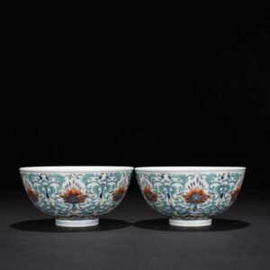 Qing Dynasty Yongzheng Doucai bowl with lotus pattern and tangled branches