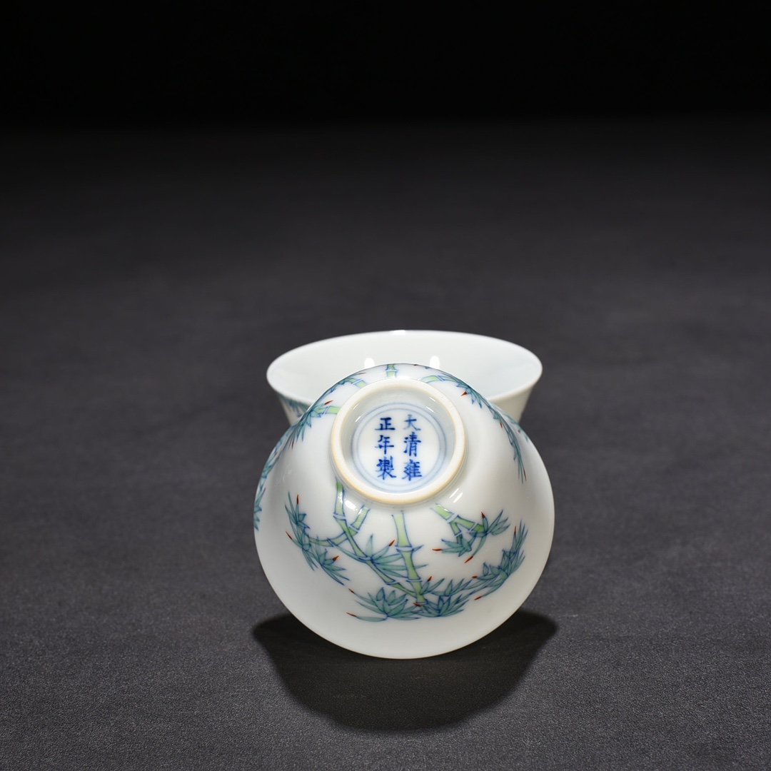 Qing Dynasty Yongzheng Doucai Bamboo Pattern Cup