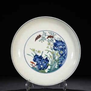Qing Dynasty Yongzheng Doucai Zhixian Heshou Lake Stone Orchid Pattern Plate