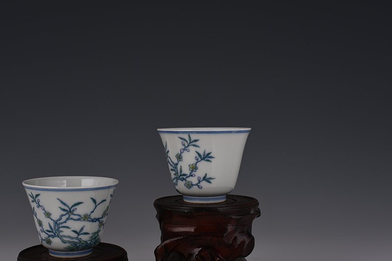 Qing Dynasty Yongzheng colorful flower cup