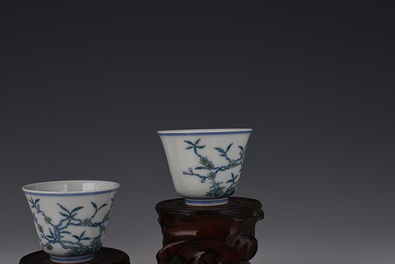 Qing Dynasty Yongzheng colorful flower cup