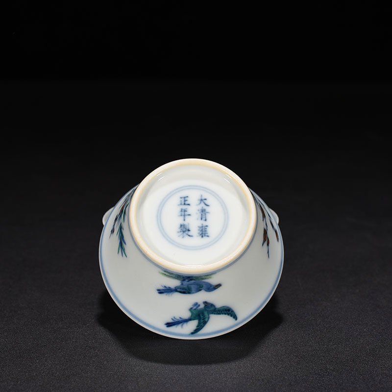 Qing Dynasty Yongzheng Doucai Horseshoe Cup