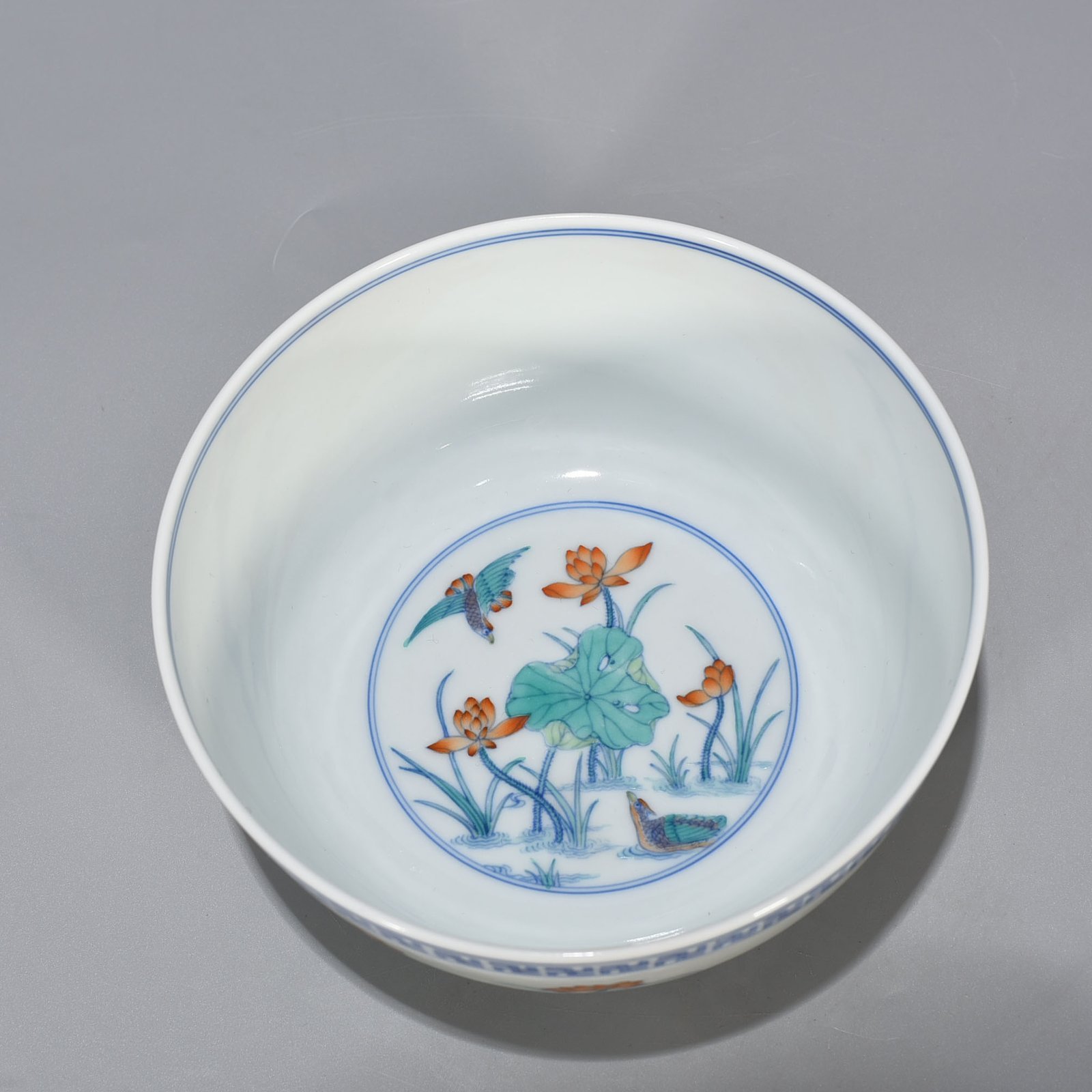 Qing Dynasty Yongzheng Doucai Lotus Pond Lying-foot Bowl