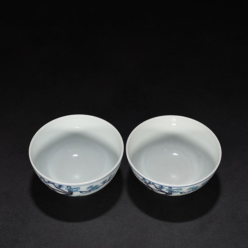 Qing Dynasty Yongzheng doucai bowl with golden pheasant