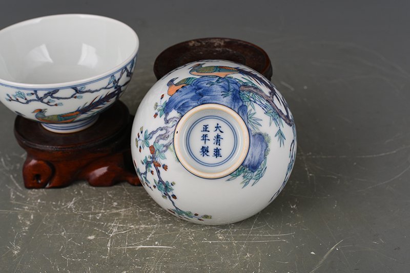 Qing Dynasty Yongzheng doucai bowl with golden pheasant flower and bird patterns