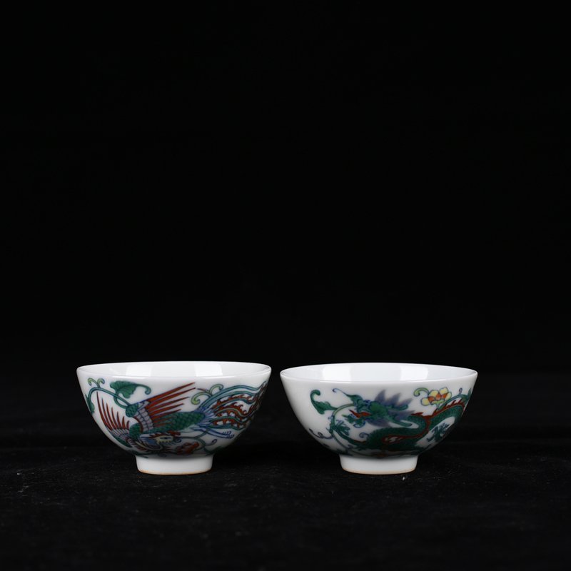 Qing Dynasty Yongzheng Doucai Dragon and Phoenix Pattern Cup and Small Bowl