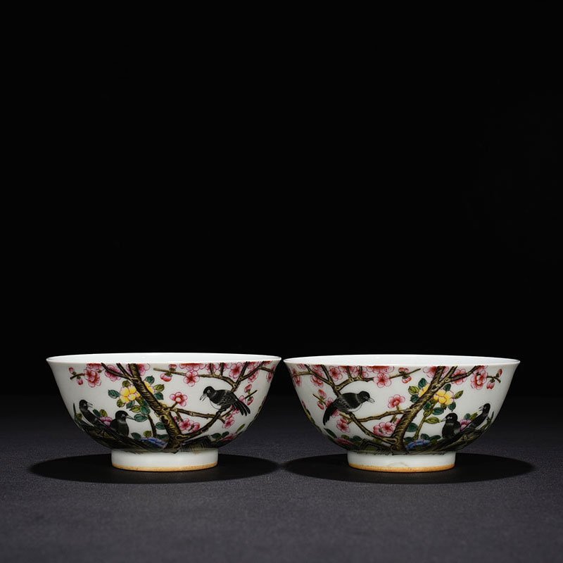 Qing Dynasty Yongzheng enamel magpie plum pattern bowl