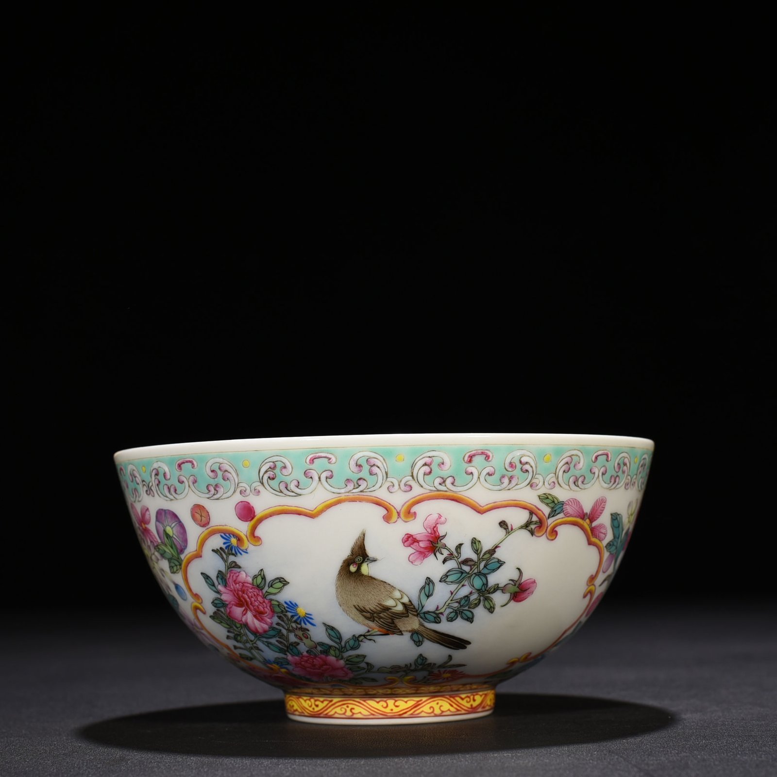 Qing Dynasty Yongzheng enamel windowed bowl with flower