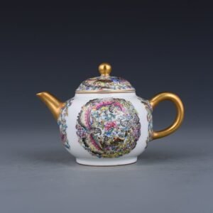 Qing Dynasty Yongzheng enamel color painted golden butterfly love flower pot