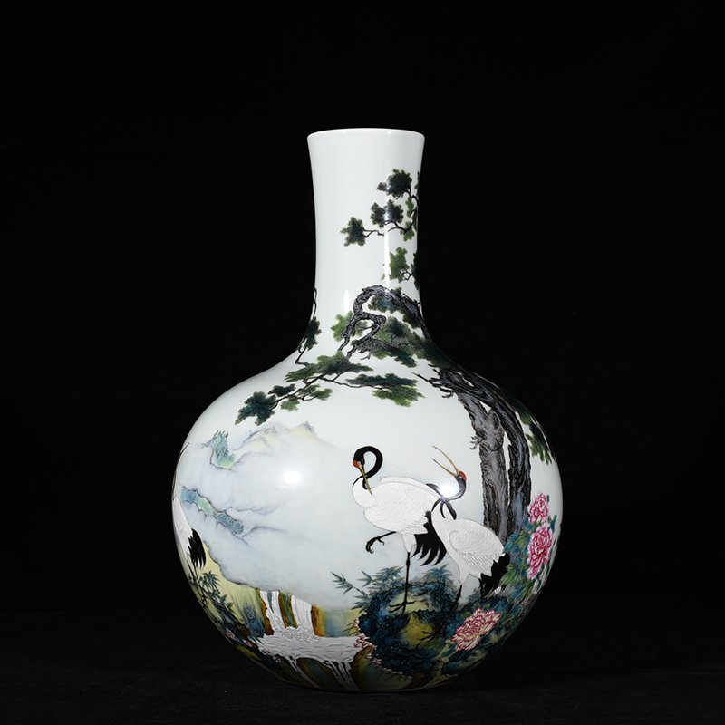 Qing Dynasty Yongzheng enamel pine-crane longevity celestial sphere vase