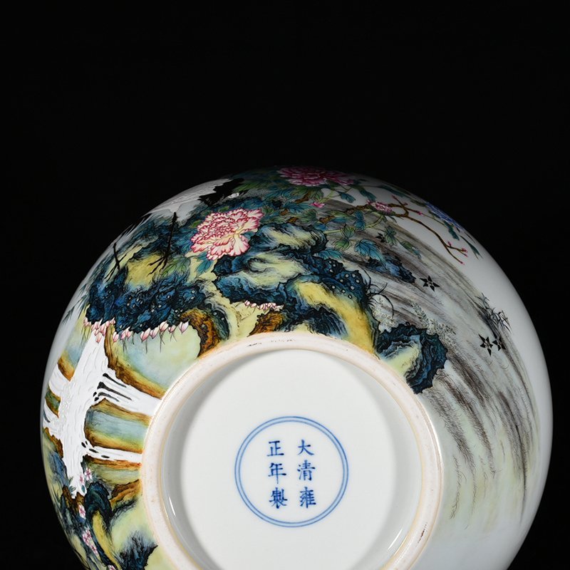 Qing Dynasty Yongzheng enamel pine-crane longevity celestial sphere vase